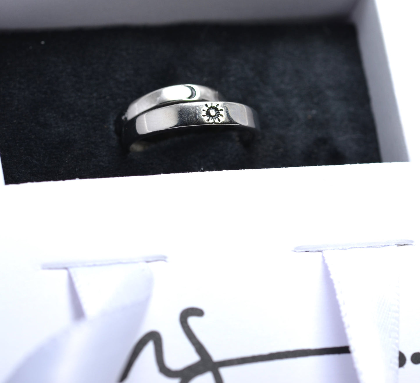 the couple 2 rings silver 925 k ( FOR COUPLES) free size