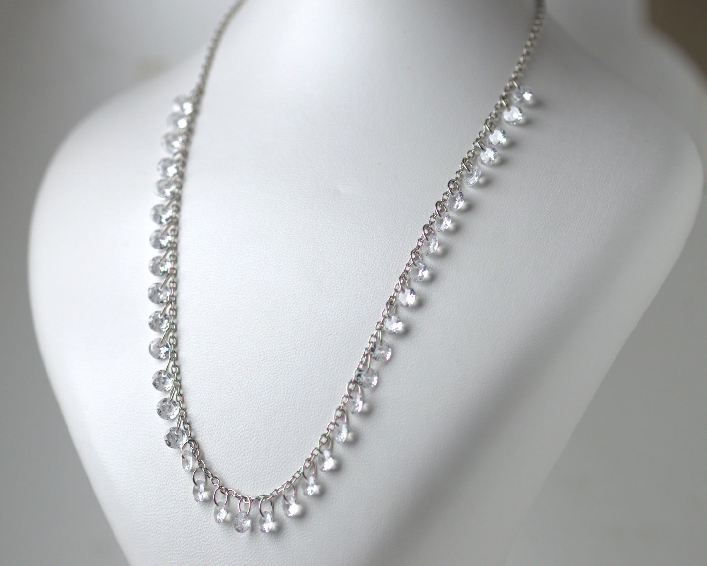 necklace for women with zarkon stones pure silver