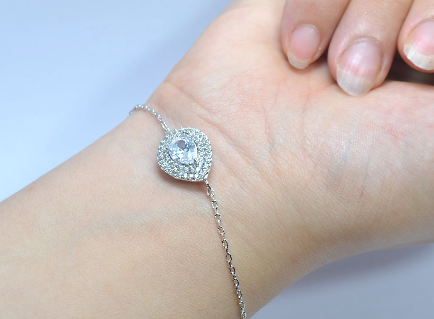 bracelet for women pure silver 925k (PLATED BY PLATINUM)