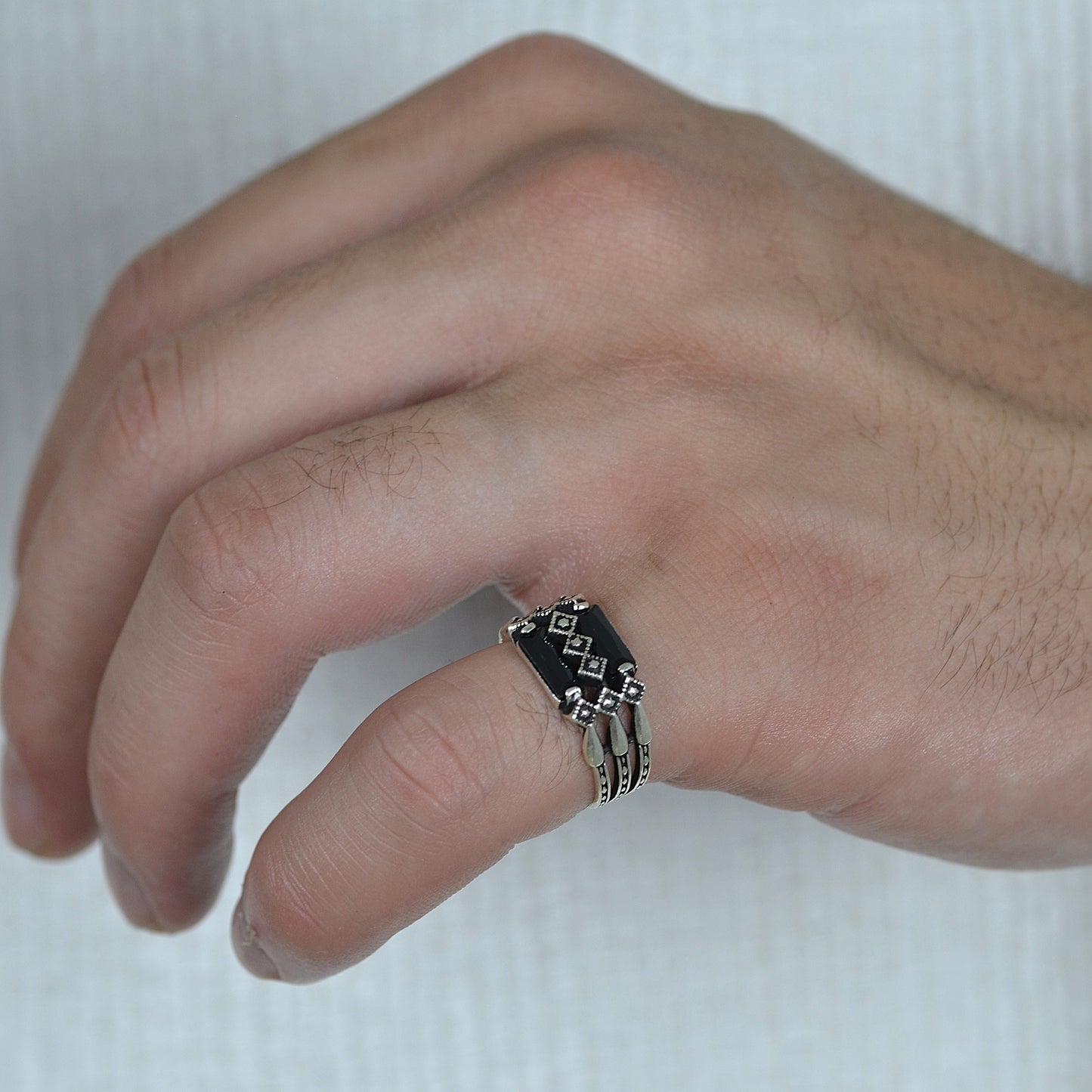 Shadow Crest Ring silver 925k