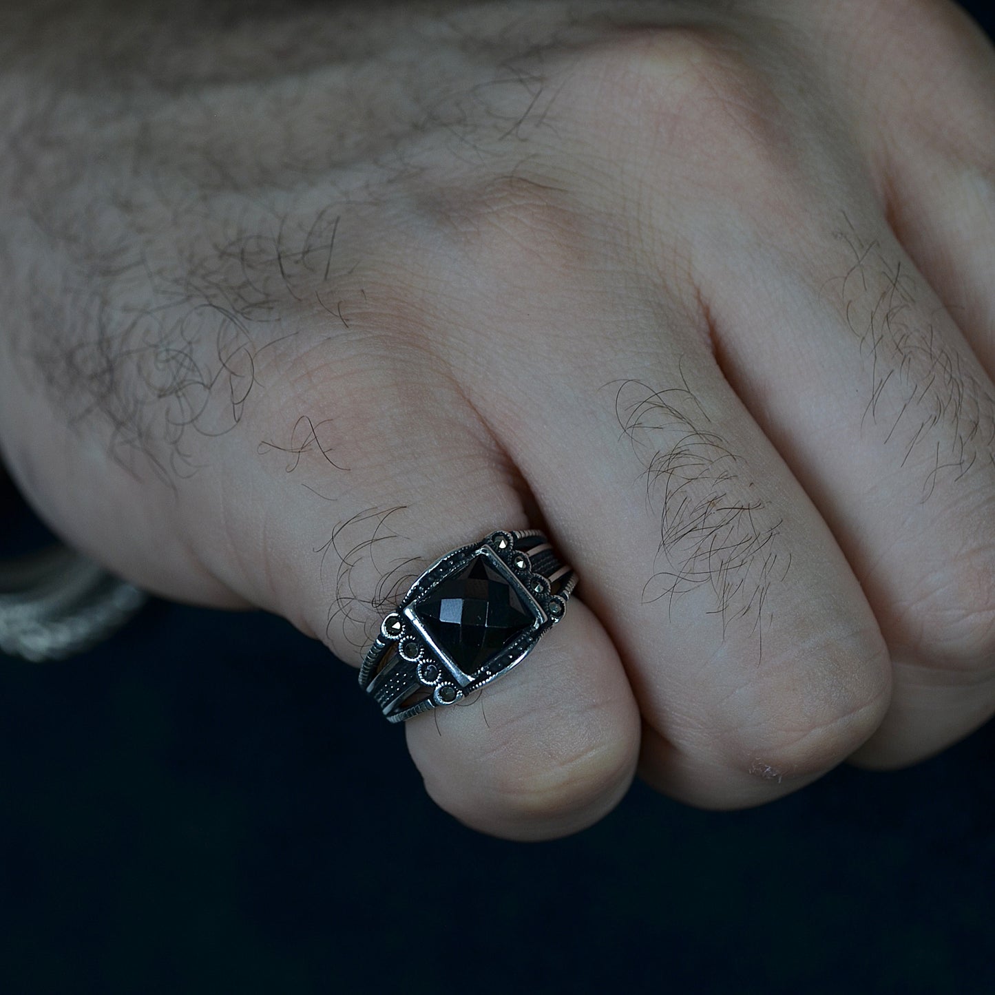 Midnight Frame Ring Silver 925K