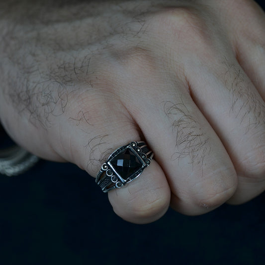 Midnight Frame Ring Silver 925K