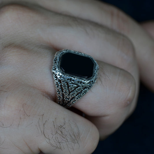 Onyx Crest Ring Silver 925K