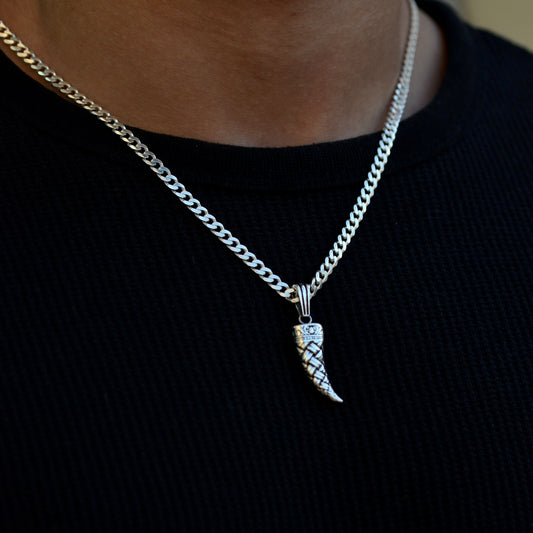 Silver Fang Pendant Necklaces silver 925K